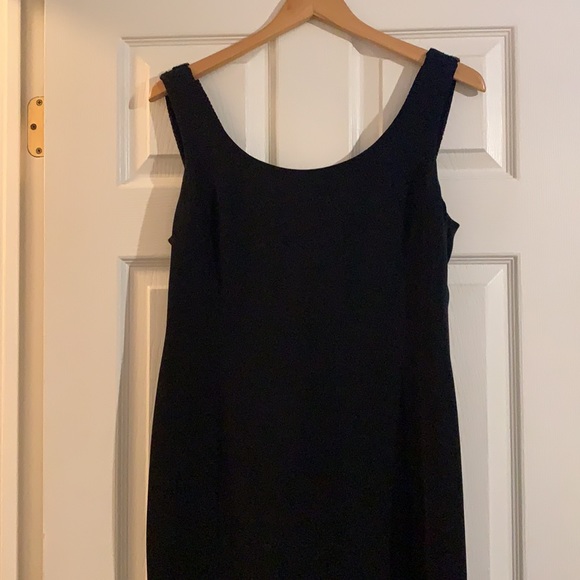 Dana Buchman black 2piece beaded tuxedo dress. The epitome of elegance! - Picture 12 of 12